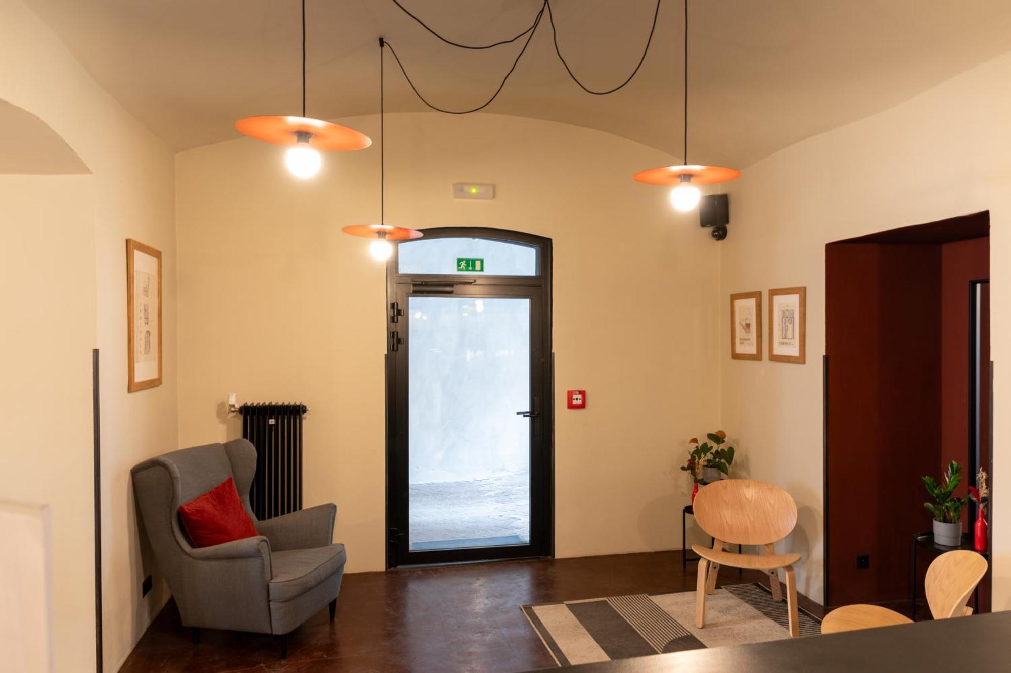Sir Toby's Midtown Albergue